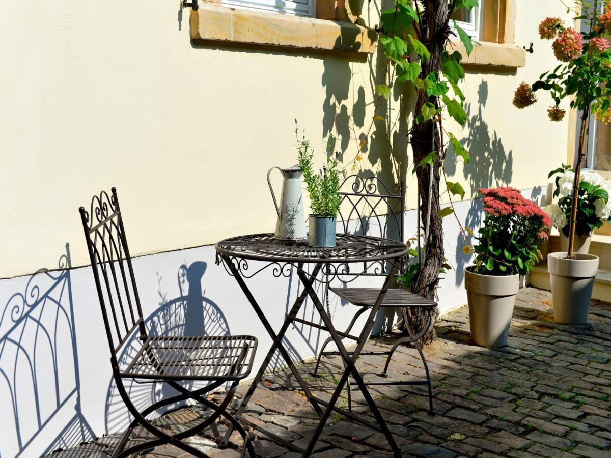Gästehaus Weingut Gehrig Weisenheim am Sand Exterior foto